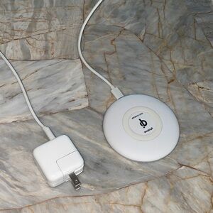 Photive Fast Charger  Wireless Charging Pad